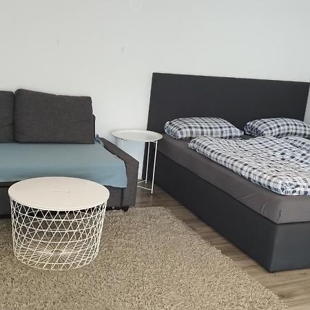 Schoenes Und Offenes Appartement Juchen Bagian luar foto