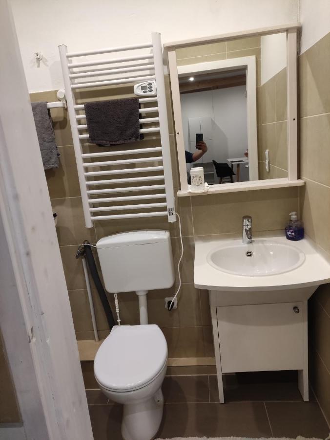 Schoenes Und Offenes Appartement Juchen Bagian luar foto